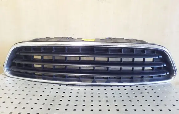Mini Cooper Countryman R60 Front bumper upper radiator grill 9807711 9801581