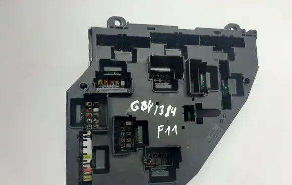 BMW 5 F10 F11 Fuse module 9234424 1703345