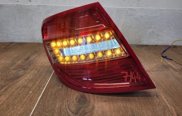 Mercedes-Benz C W204 Rear/tail lights 2048203964 1076303 96C0Z970V
