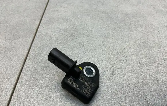 Volkswagen PASSAT B8 Airbag deployment crash/impact sensor 3Q0959651A