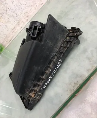Ford Focus Air filter box cover Jx619643ba Jx619643