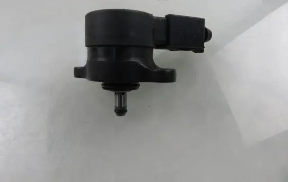 Mercedes-Benz A W168 Fuel pressure sensor 6110780149 0281002241