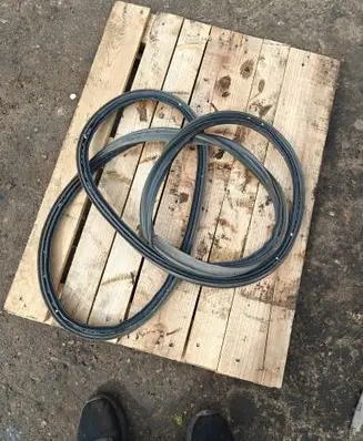 Mazda CX-7 Trunk rubber seal (body)