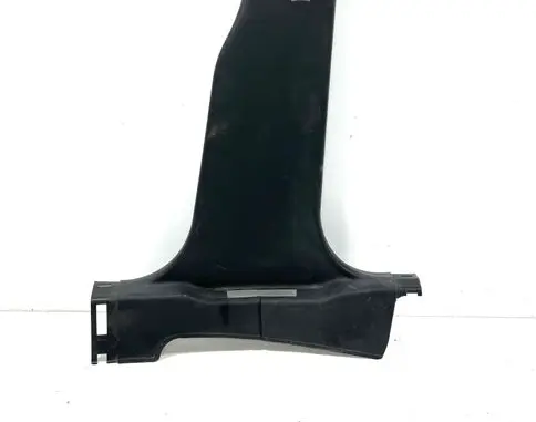 (B) pillar trim (bottom)