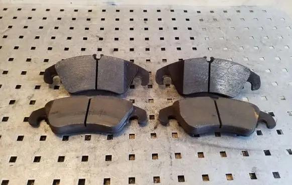 Audi A6 C7 Brake pads (front) 