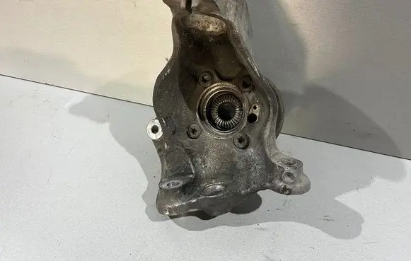 BMW 3 GT F34 Front wheel hub spindle knuckle 6798261 3121189159 189159