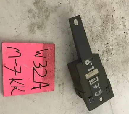 Renault Megane I Other relay 46711700