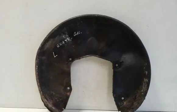 Audi A6 S6 C6 4F Rear brake disc plate dust cover 