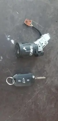 Peugeot Expert Ignition lock 9673257480