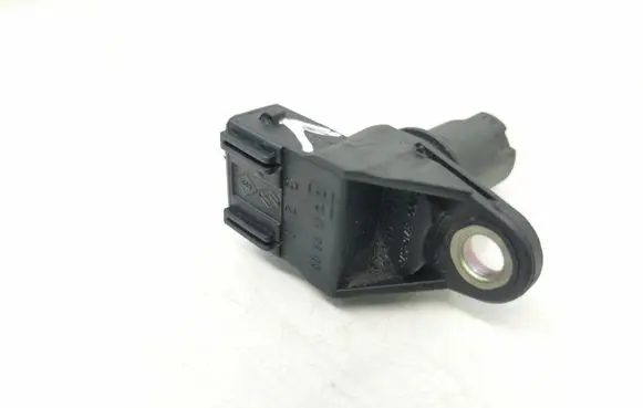 Suzuki Grand Vitara II Camshaft position sensor 8200370572