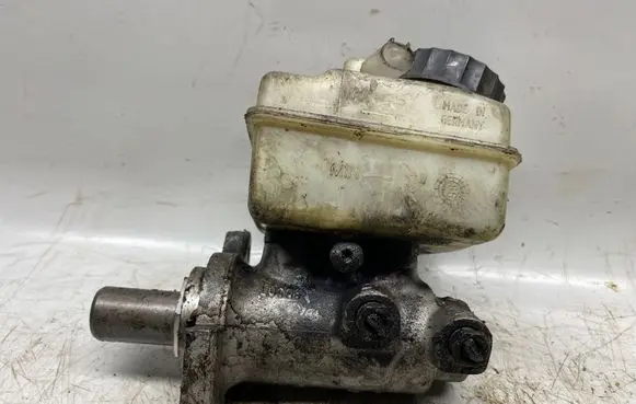 Mercedes-Benz A W168 Master brake cylinder A1684300302
