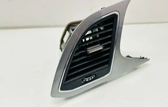 Seat Leon (5F) Dashboard side air vent grill/cover trim 5F1820901D 01022014
