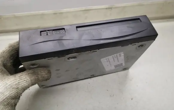 Toyota Avensis T250 Navigation unit CD/DVD player 8684153041 4621000660