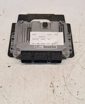 Citroen C4 I Engine control unit/module 9644692380 229600097