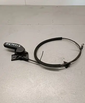 Skoda Octavia Mk3 (5E) Engine bonnet (hood) release handle 6R1823633