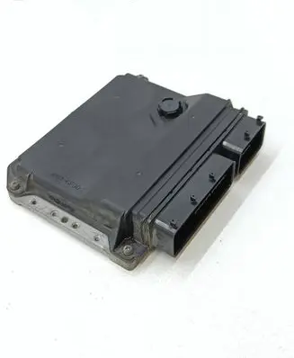 Toyota Avensis T270 Engine control unit/module 8966105D21