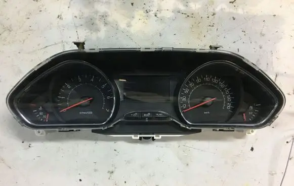 Peugeot 208 Speedometer (instrument cluster) 9805400380
