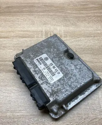 Skoda Octavia Mk1 (1U) Engine control unit/module ECU 038906018GN 0281010182