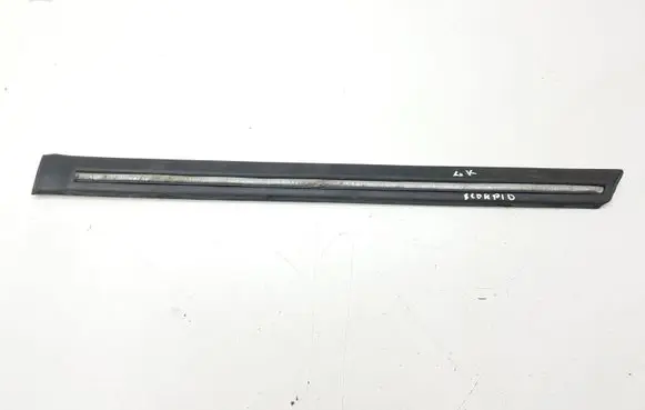 Ford Scorpio Rear door trim (molding) 85GBA25533AAW