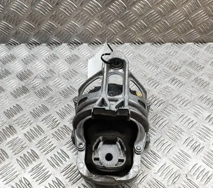 Audi A6 S6 C8 4K Engine mount bracket 4M0199372FS