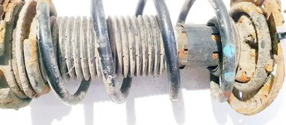 Volkswagen Polo IV 9N3 Front coil spring 