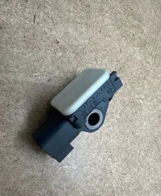 Volvo V70 Airbag deployment crash/impact sensor 31264395