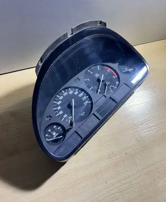 BMW 5 E39 Speedometer (instrument cluster) 62116914913 1100087353