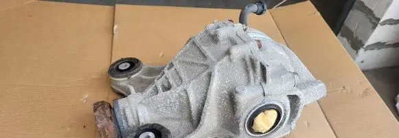 Jaguar XE Rear differential GX734A213FD