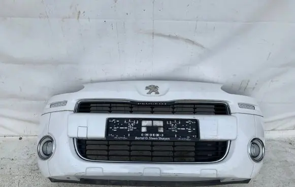 Peugeot Partner Front bumper
