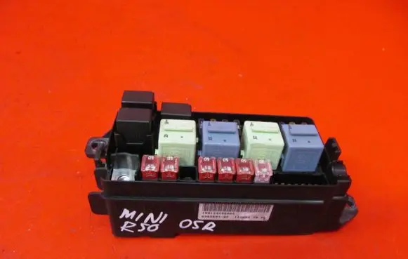Mini One - Cooper R50 - 53 Fuse box set 6906604