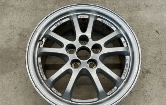 Toyota Prius (XW50) R15 alloy rim