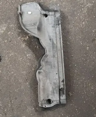 BMW 5 F10 F11 Other engine bay part 51717204334 7204334