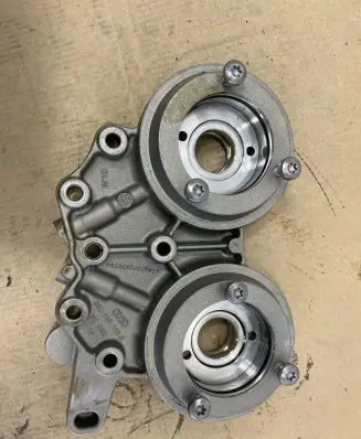 Volkswagen Golf VII Engine head 06L103166H