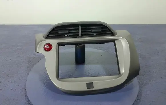 Dashboard side air vent grill/cover trim