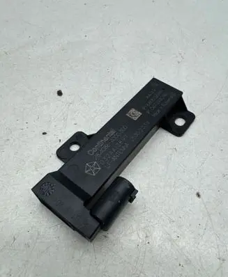 Jeep Compass Aerial antenna amplifier 644691 04749301AB 68051315AB