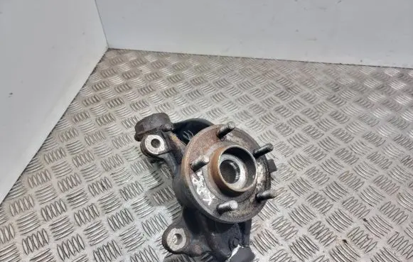 Ford Mondeo MK IV Front wheel hub