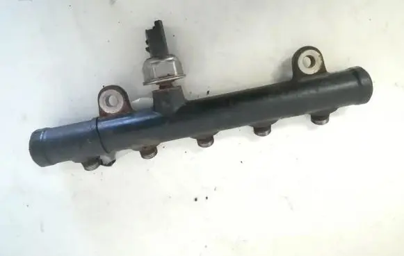 Volvo V70 Fuel main line pipe 9681649580 55PP06-03
