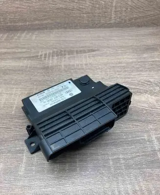 Audi A8 S8 D3 4E Power management control unit 4E0907280A
