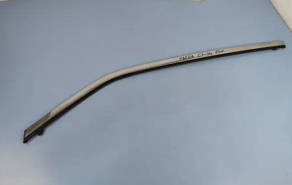 Mazda CX-30 Rear door glass trim molding