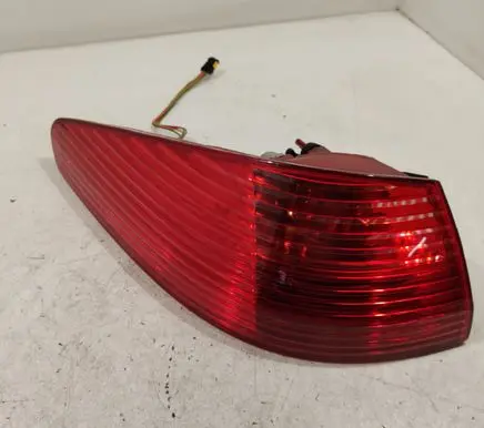 Peugeot 607 Rear/tail lights