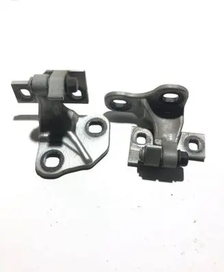 BMW 7 E65 E66 Front door upper hinge 7017816