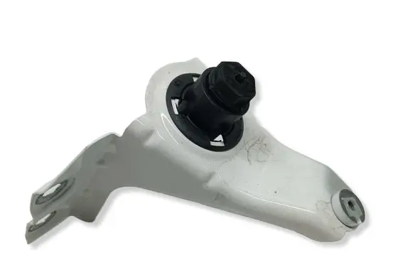 BMW X4 G02 Fender mounting bracket 7397513