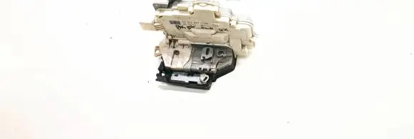 Jeep Commander Front door lock 3C2837015A