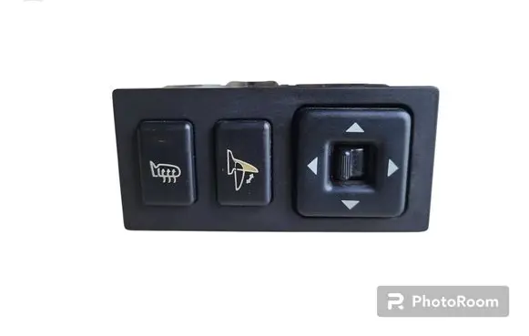 Isuzu Trooper Wing mirror switch