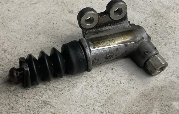 Honda Civic Clutch slave cylinder 99RPKL077S1F0EA