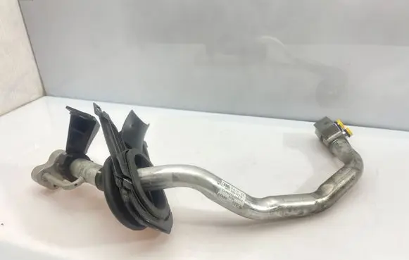 Audi A6 C7 Air conditioning (A/C) pipe/hose 4G1260712D