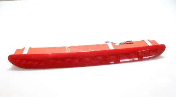 Volkswagen Tiguan Third/center stoplight
