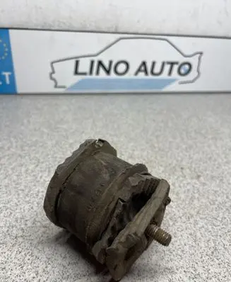 BMW 3 E30 Engine mount bracket 1175212