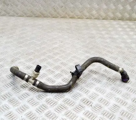 Volvo XC90 Engine coolant pipe/hose 31439750