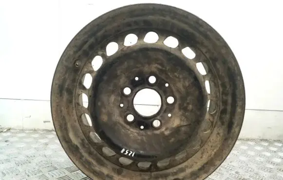 Mercedes-Benz E W210 R15 steel rim A2104000702